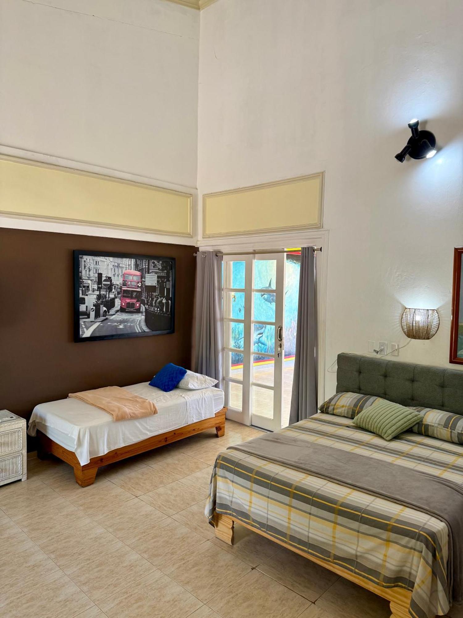 Hotel Al Mare Barahona ภายนอก รูปภาพ