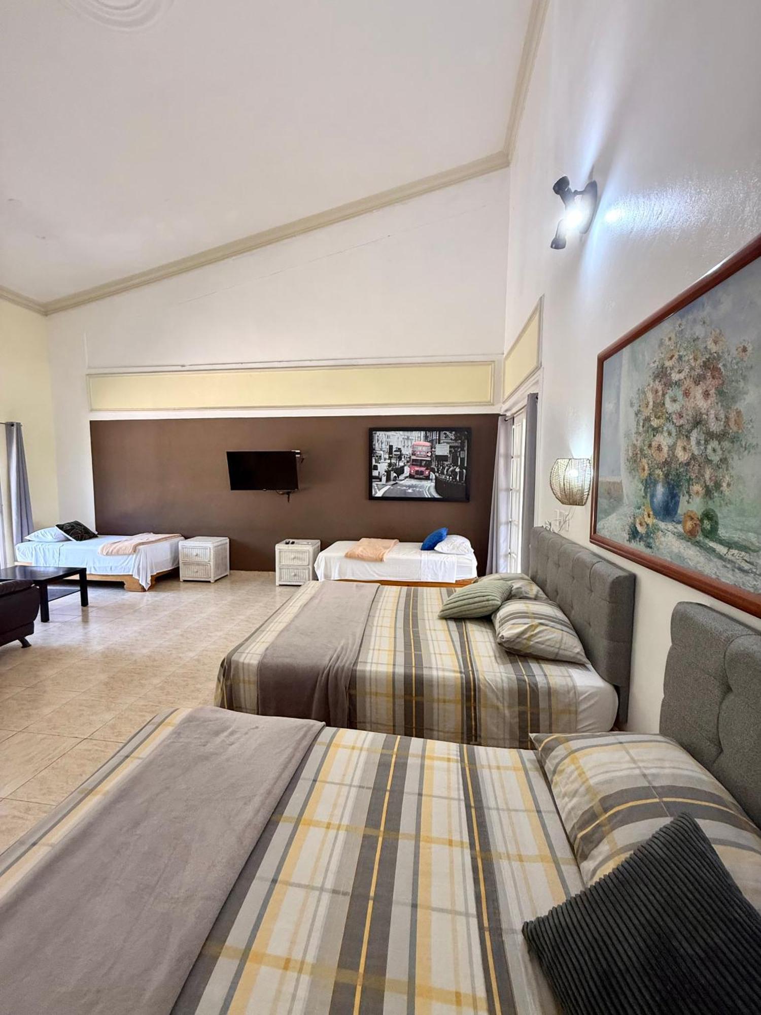 Hotel Al Mare Barahona ภายนอก รูปภาพ