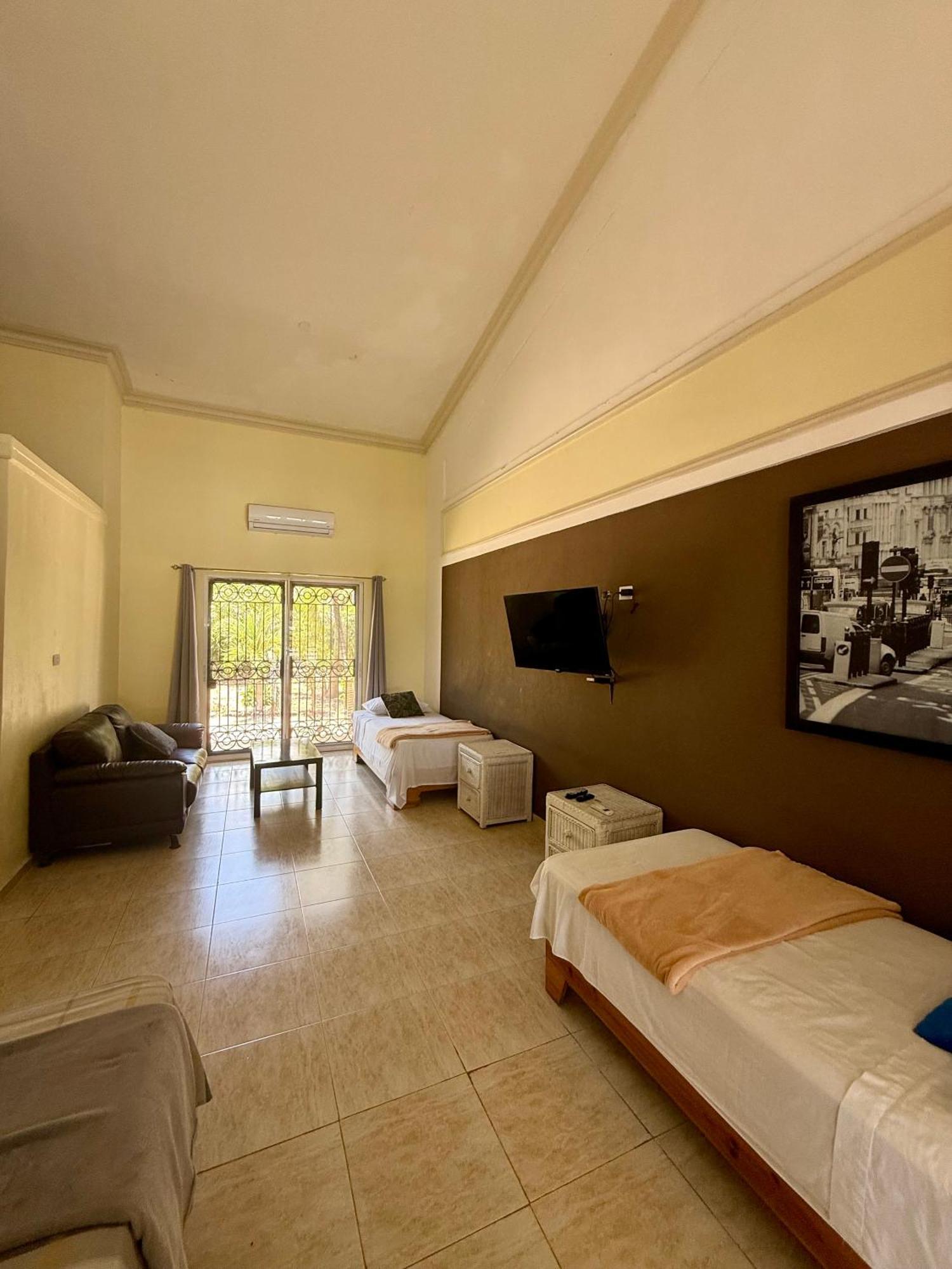 Hotel Al Mare Barahona ภายนอก รูปภาพ
