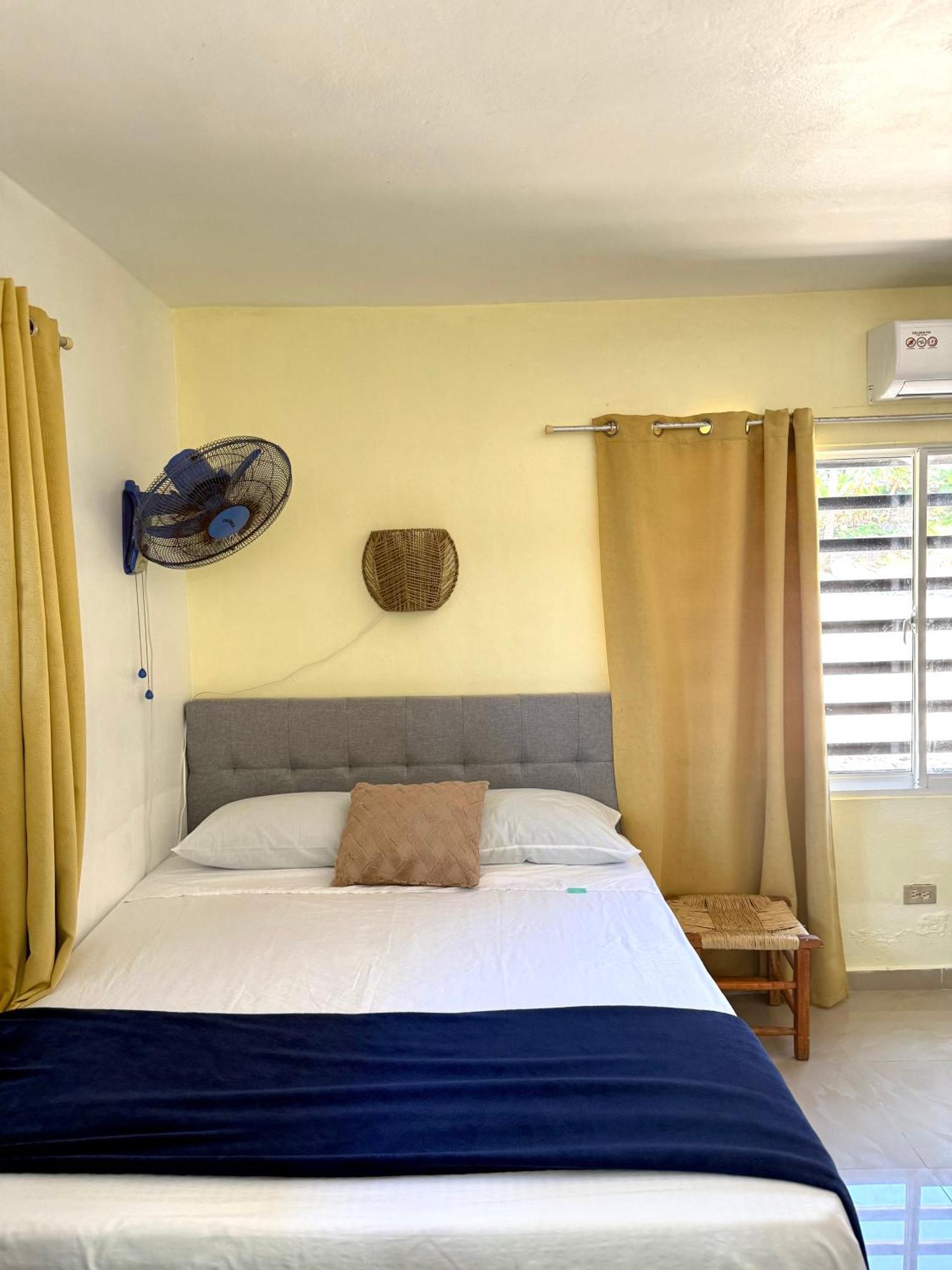 Hotel Al Mare Barahona ภายนอก รูปภาพ