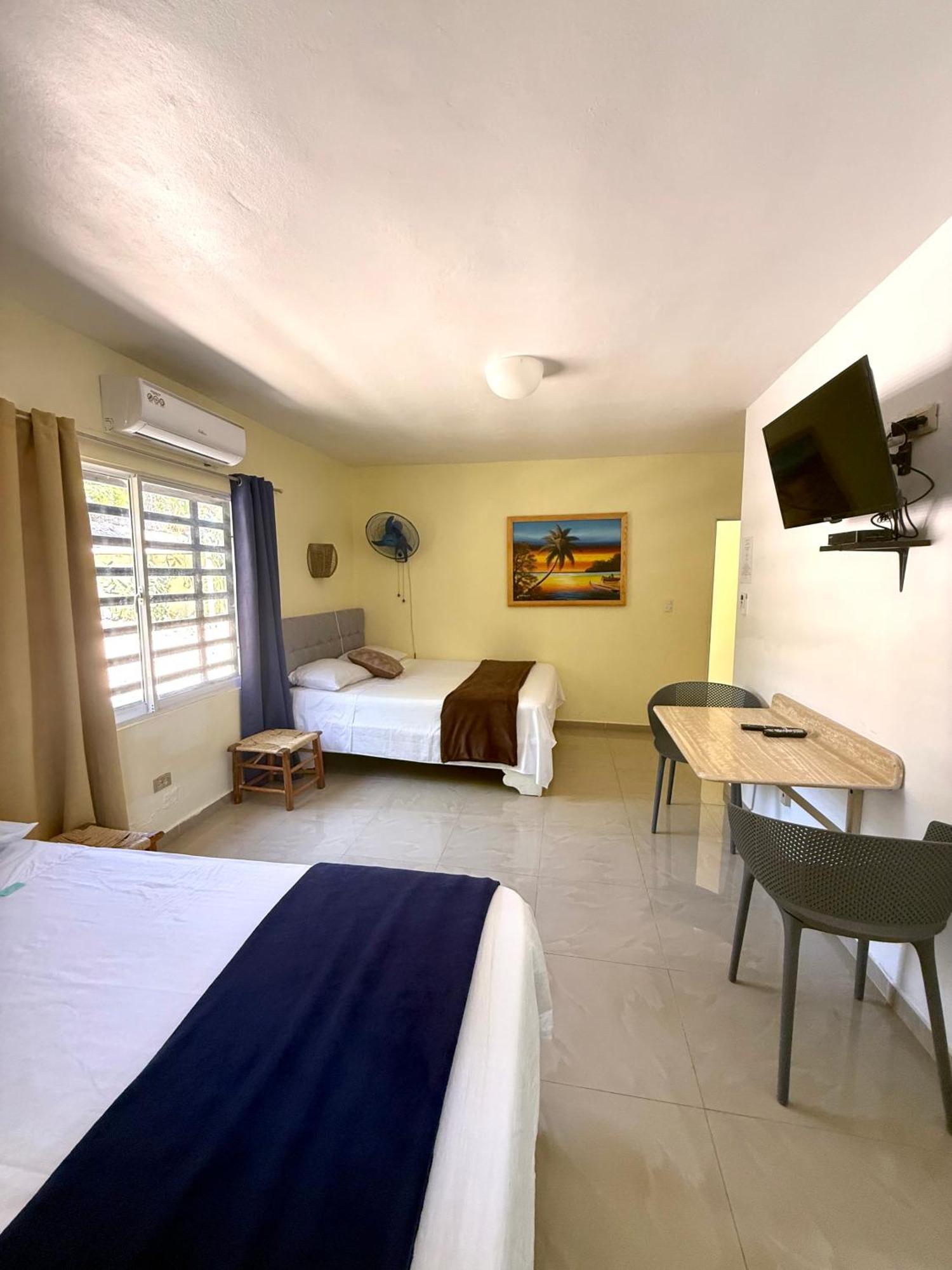 Hotel Al Mare Barahona ภายนอก รูปภาพ