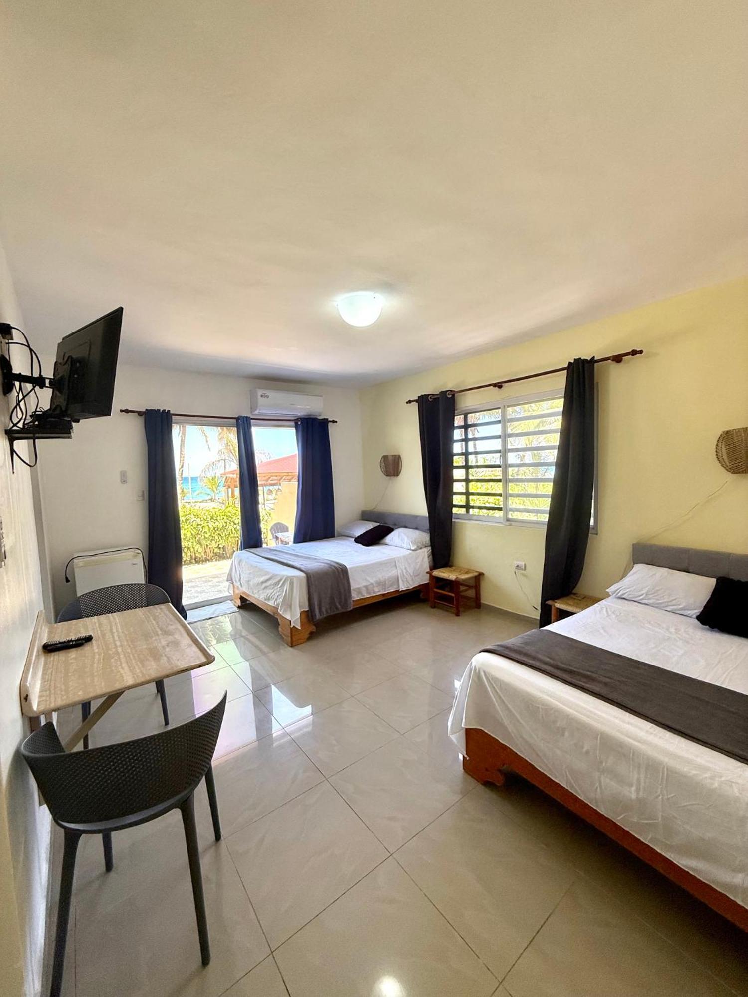 Hotel Al Mare Barahona ภายนอก รูปภาพ