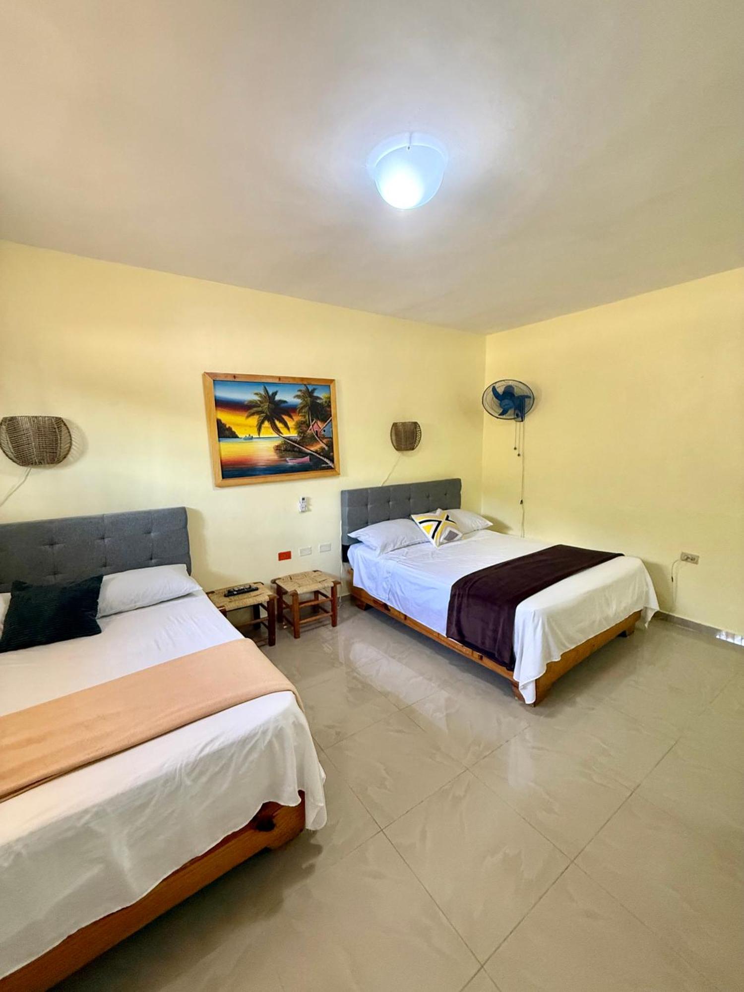 Hotel Al Mare Barahona ภายนอก รูปภาพ